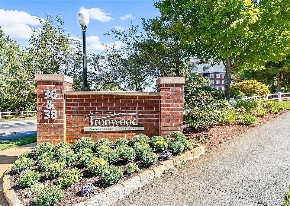 1st image of 38 Village Rd APT 515