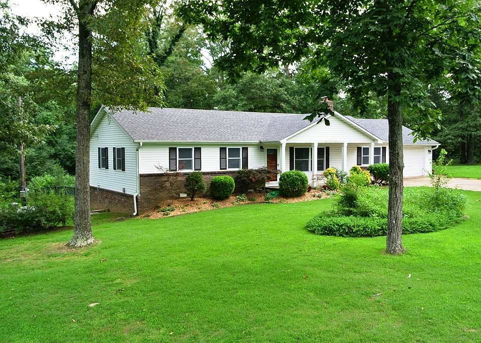 1st image of 690 County Road 526