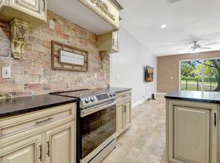 6306 Crescent Lake Way, Lake Worth, FL 33463