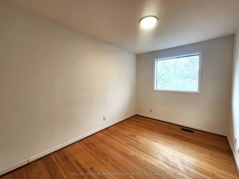 35 Shippigan Cres — Photo 26