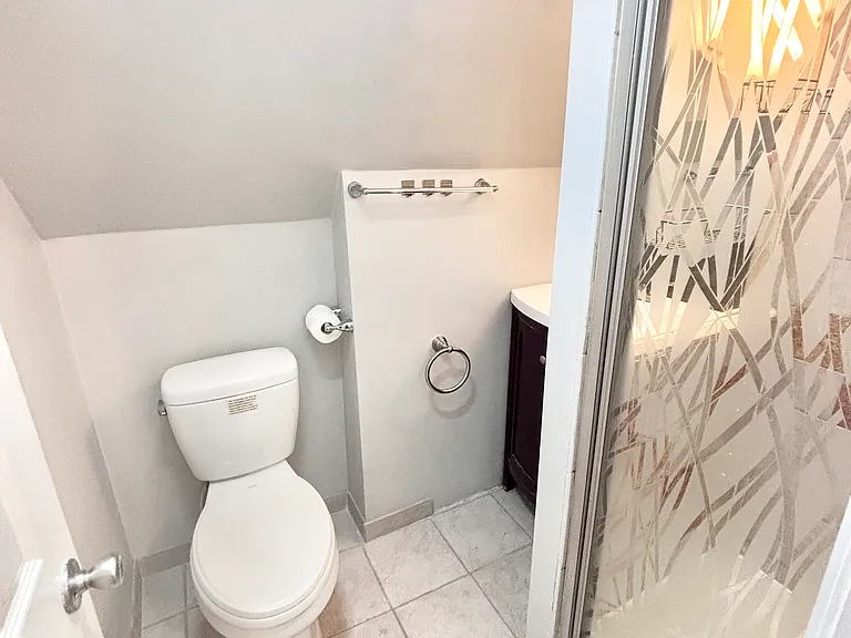 121 Winthrop St #1 — Photo 35