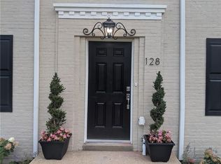 128 Meadow Gap Dr #112, Monroeville, PA