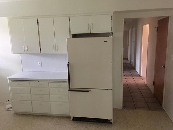 5th image of 50 E Heroy Ave