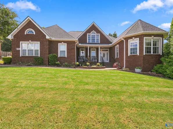 106 Burwell Cove Dr, Harvest, AL 35749