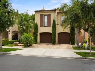 50 Secret Gdn, Irvine, CA 92620
