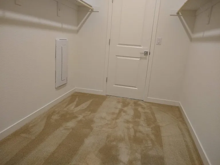 2300 Spitfire Way — Photo 9