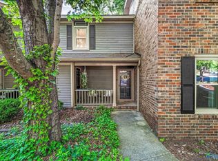 2140 Greenwood Pl SW, Huntsville, AL 35802