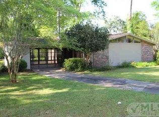 1107 Mountbatten Rd, Tallahassee, FL 32301