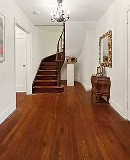 4th image of 2 Beekman Pl #6A7A