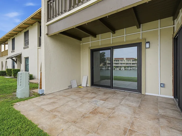 548 Plaza Seville Ct #89 — Photo 26