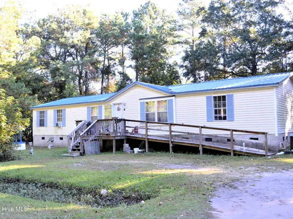 102 Sand Dollar Court, Beaufort, NC 28516