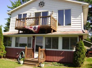 2749 Lakeshore Dr, Gladwin, MI 48624