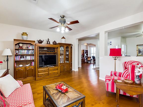 5th image of 1272 E La Costa Pl