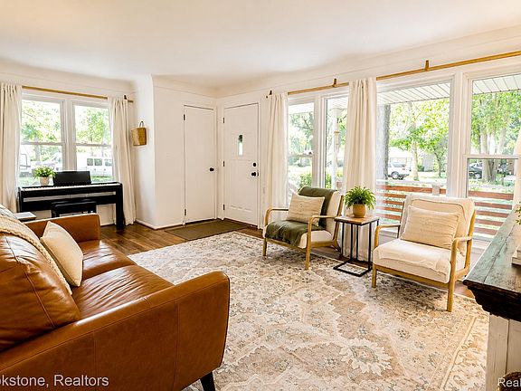4th image of 38276 Hamon St