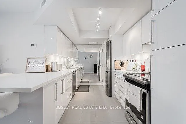1001 Bay St #2219 — Photo 8