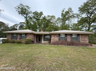 9046 E Pkwy N, Lauderdale, MS 39335