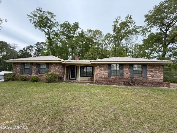 9046 E Pkwy N, Lauderdale, MS 39335
