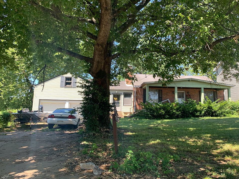1st image of 7915 Kingwood St