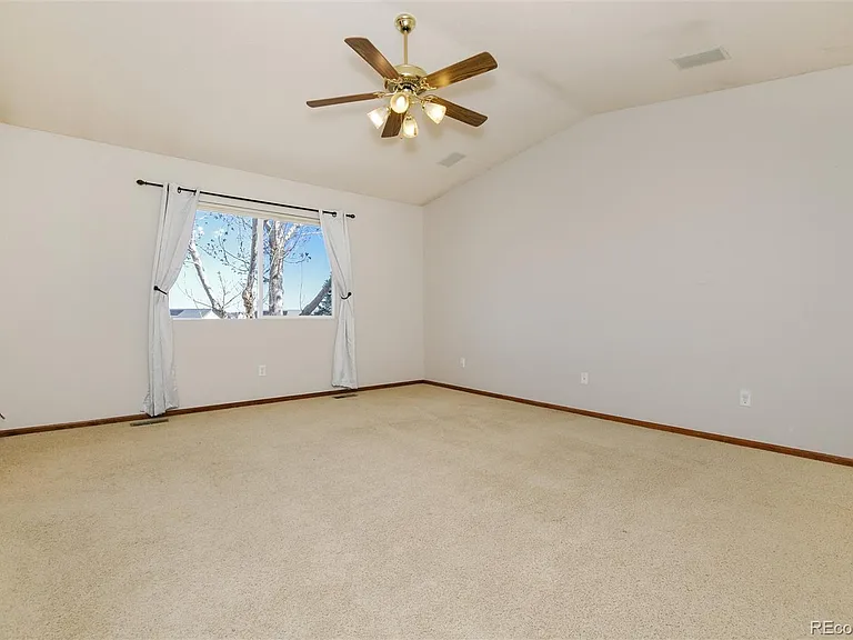 9865 Falcon Ln — Photo 2