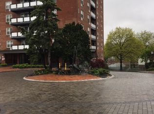 16-66 Bell Blvd #120, Bayside, NY 11360