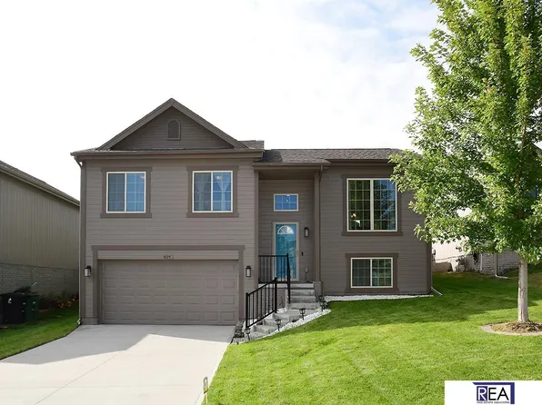 9115 Hanover St, Omaha, NE 68122