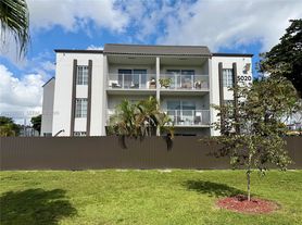 4800 NW 79th Ave