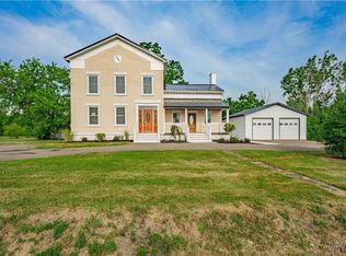 5348 Hollenbeck Rd, Lockport, NY 14094