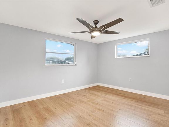 5th image of 5200 Dove Dr