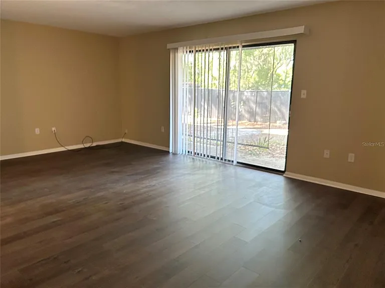 507 NW 39th Rd #310 — Photo 11