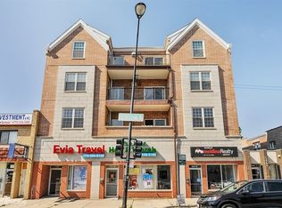 5862 N Lincoln Ave #4A, Chicago, IL 60659