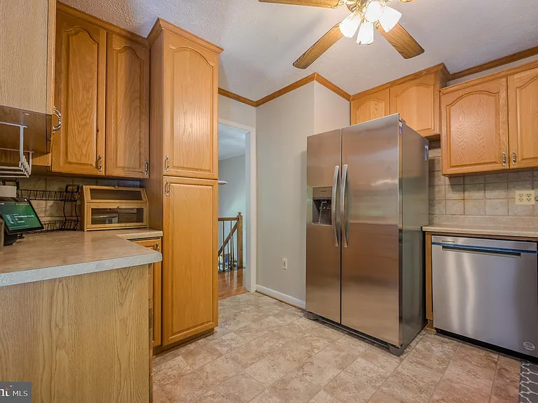 12510 Basswood Dr — Photo 24