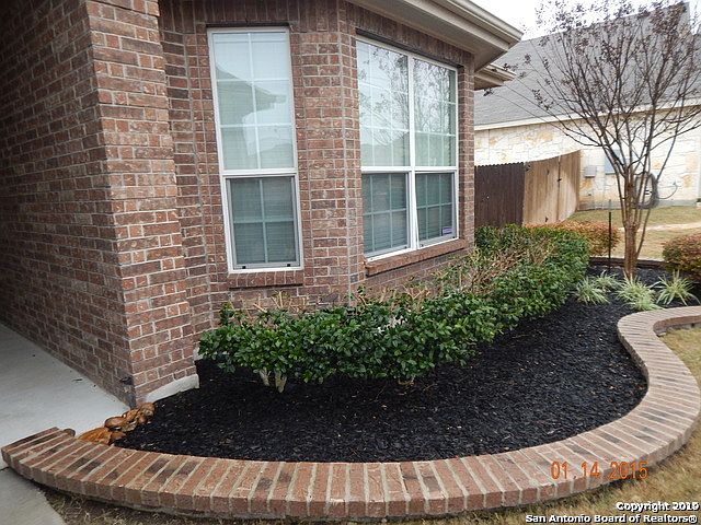 2nd image of 905 Crenshaw Ct