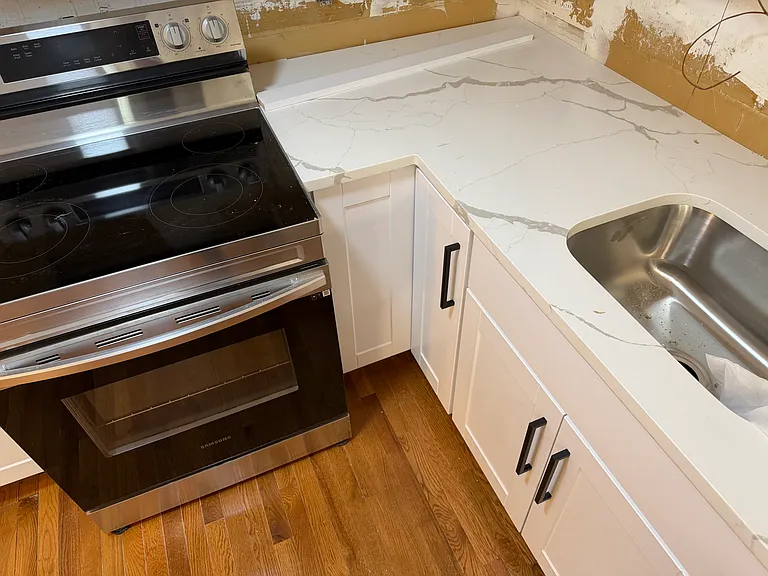 49 Jacqueline Rd #6 — Photo 3