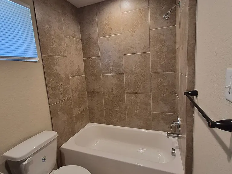 7042 Lakeview Dr #102 — Photo 21