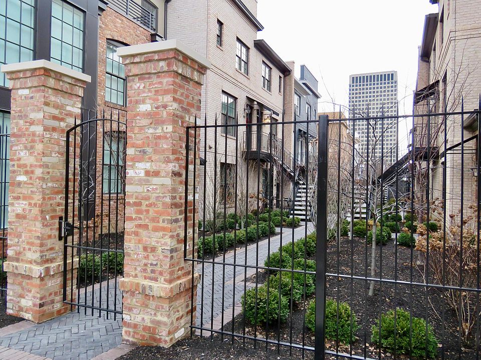 1st image of 83 N 6th St #Townhouse 64