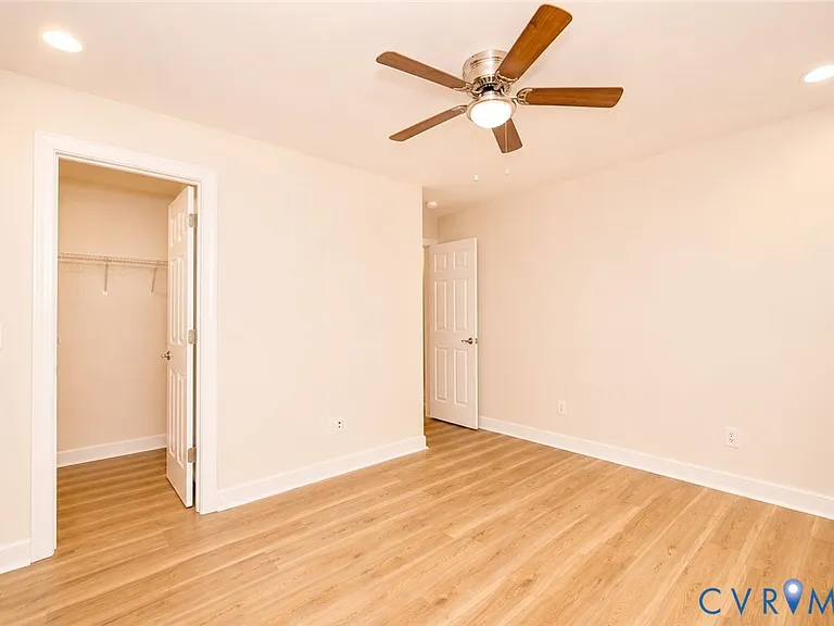 11320 Sadler Oaks Dr — Photo 53