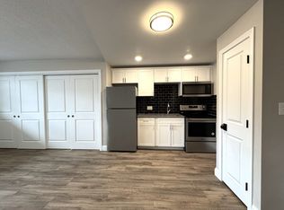 625 Main St APT 4, Reading, MA 01867