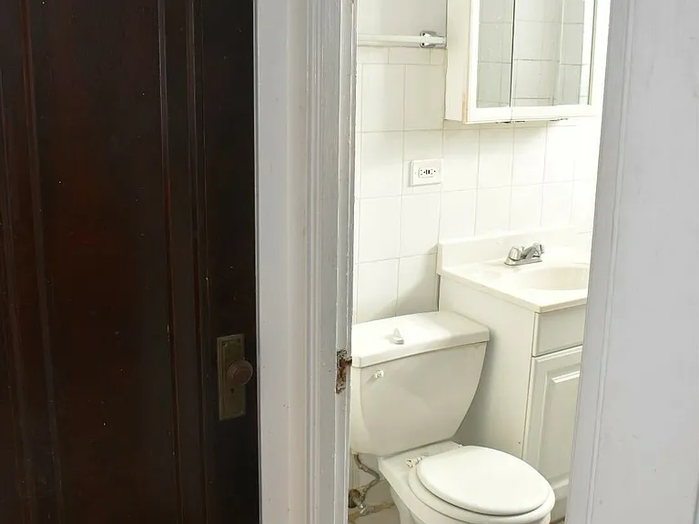 4047 N Mozart St #1E — Photo 10