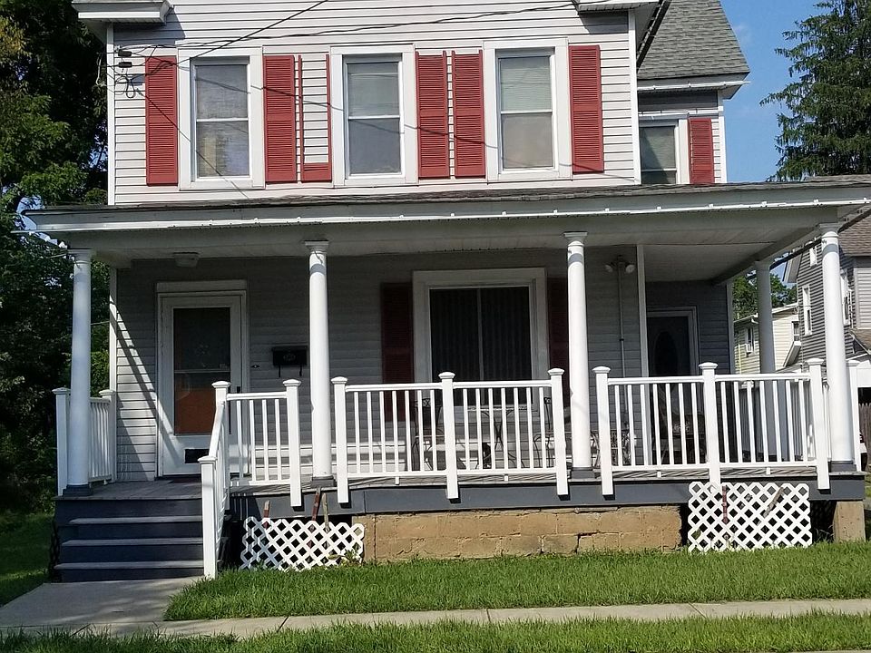 1st image of 84 N Green St
