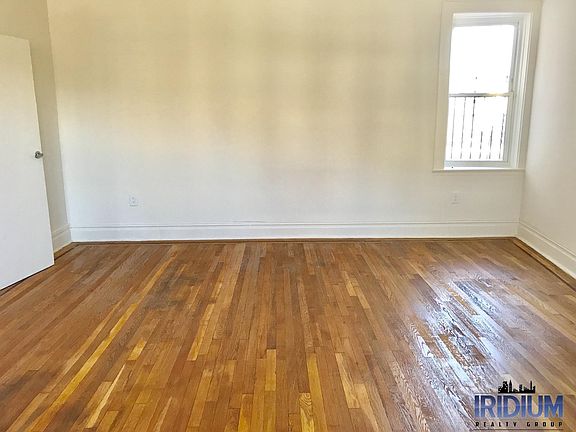 5th image of 17 Webster Pl #1BR