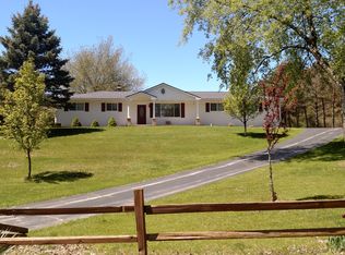 4843 Rattek Rd, Clarkston, MI 48346