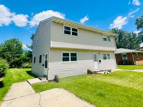 1027-1029 Avenue E, Rochelle, IL 61068