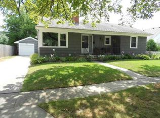 912 Snyder Rd, East Lansing, MI 48823