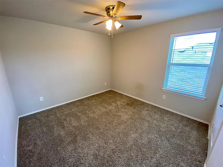 13832 Rock Island Trl — Photo 27