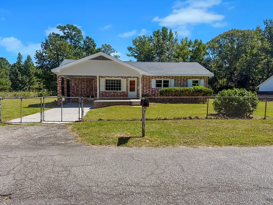 919 Rodney Rd