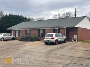 57 Oak Park Dr, Jefferson, GA 30549