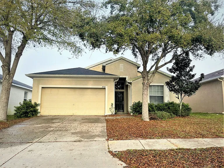 8761 Fetterbush Ct — Photo 1