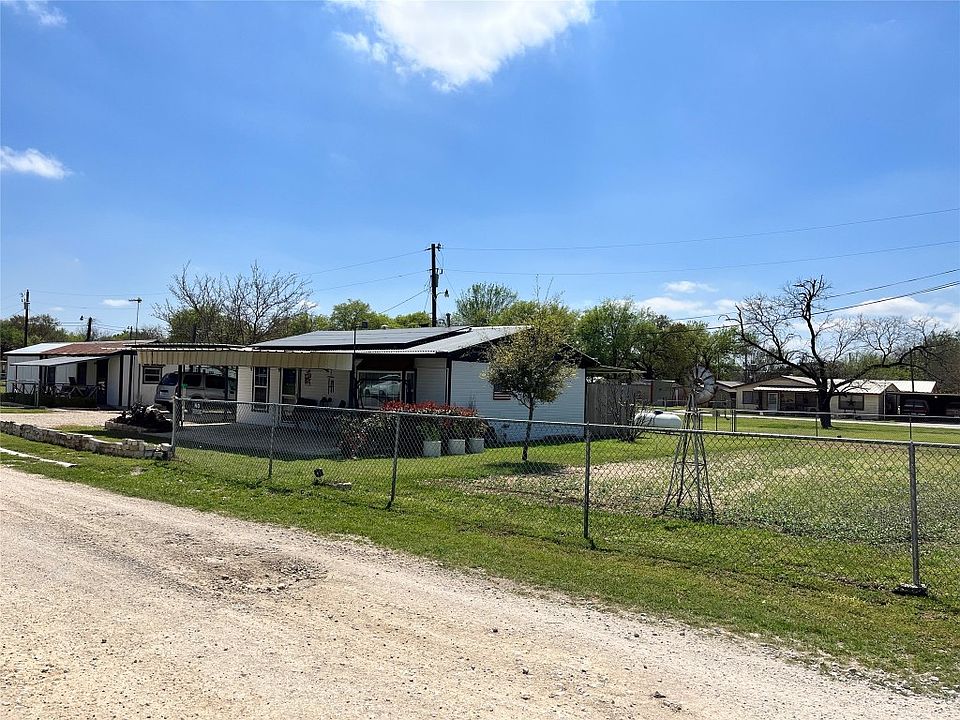1st image of 183 Grand Prairie Dr
