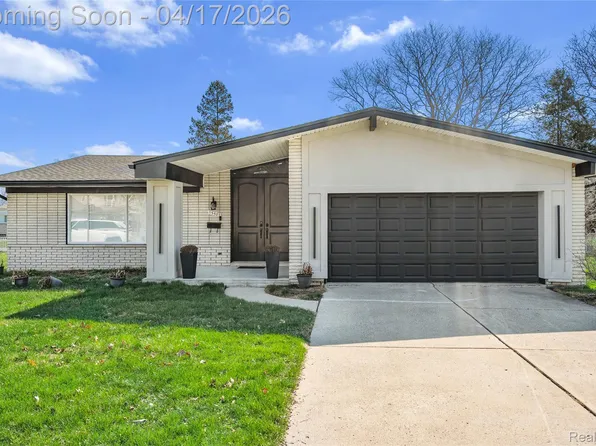 15583 Hix Ct, Livonia, MI 48154