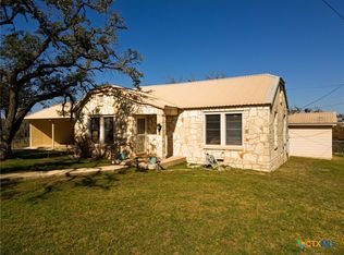 1003 N Ridge St, Lampasas, TX 76550